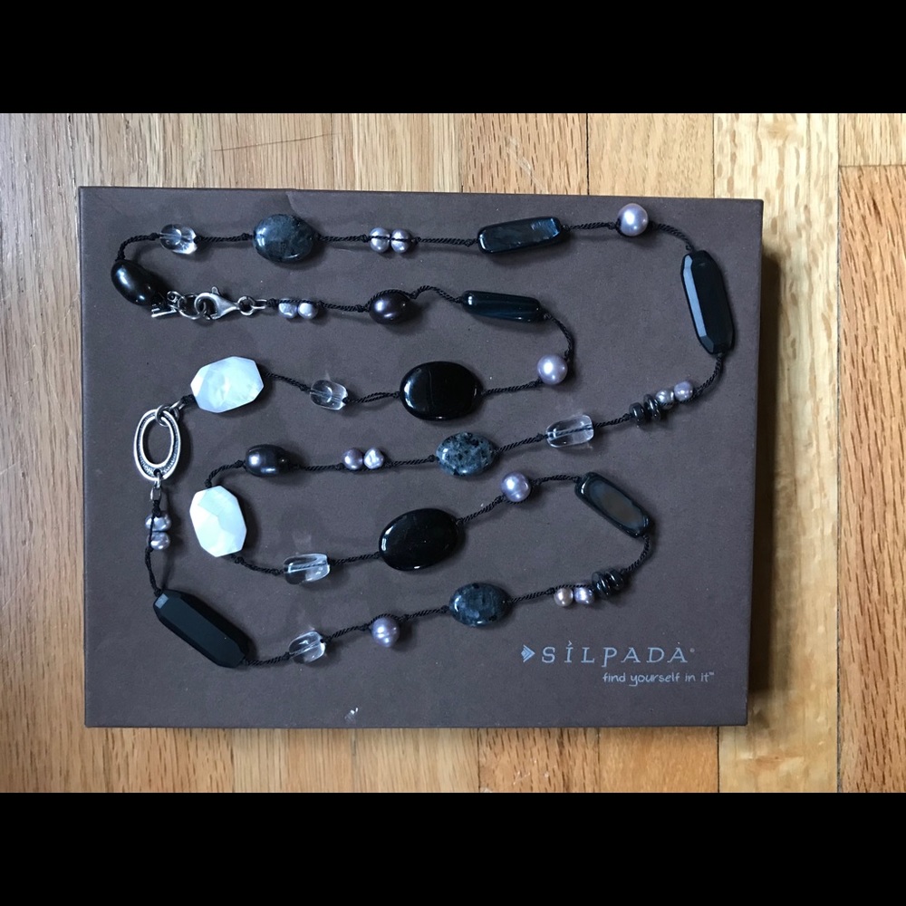 Silpada N1796 “Downtown” Black Bead necklace